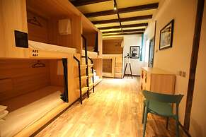 Lijiang Desti Youth Park Hostel