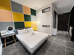 SCARLETZ SUITES KLCC BY LLP