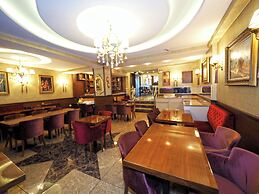 ELYSİON HOTEL