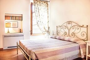 Alla torre del barbarossa B&B Foresteria