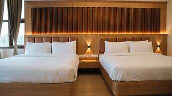 Hotel M7 Plaza
