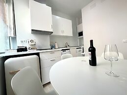 Apartamentos Avenida América
