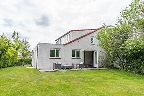 Nice, Modern Furnished Holiday Home