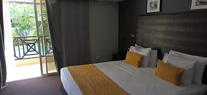 LTH Las Terrenas Hotel