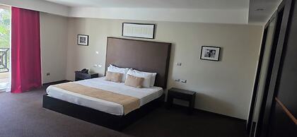 LTH Las Terrenas Hotel