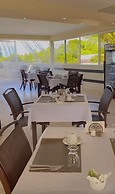 LTH Las Terrenas Hotel
