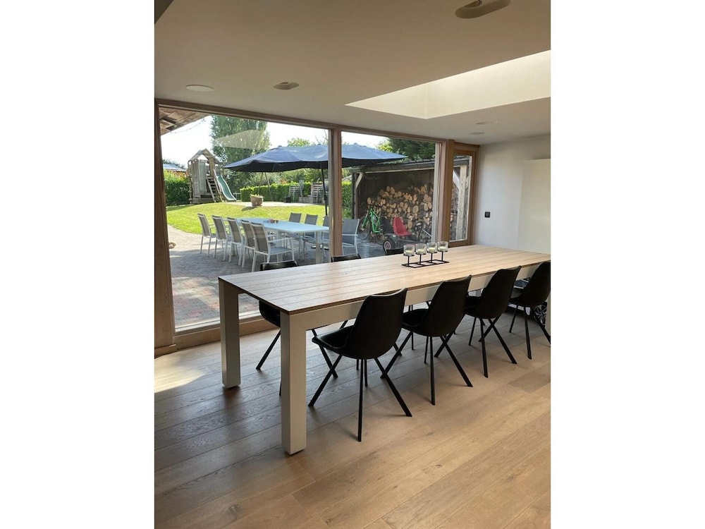Holiday Home With Pool and Large Garden