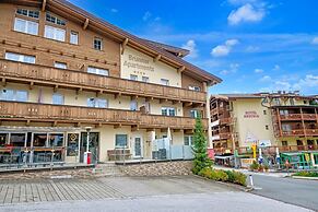 Ski-in/ski-out Brunner Apartment Top 2