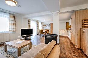 Ski-in/ski-out Brunner Apartment Top 2