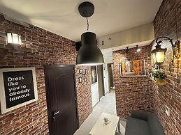 Luxury Hostel Bedspace in Downtown