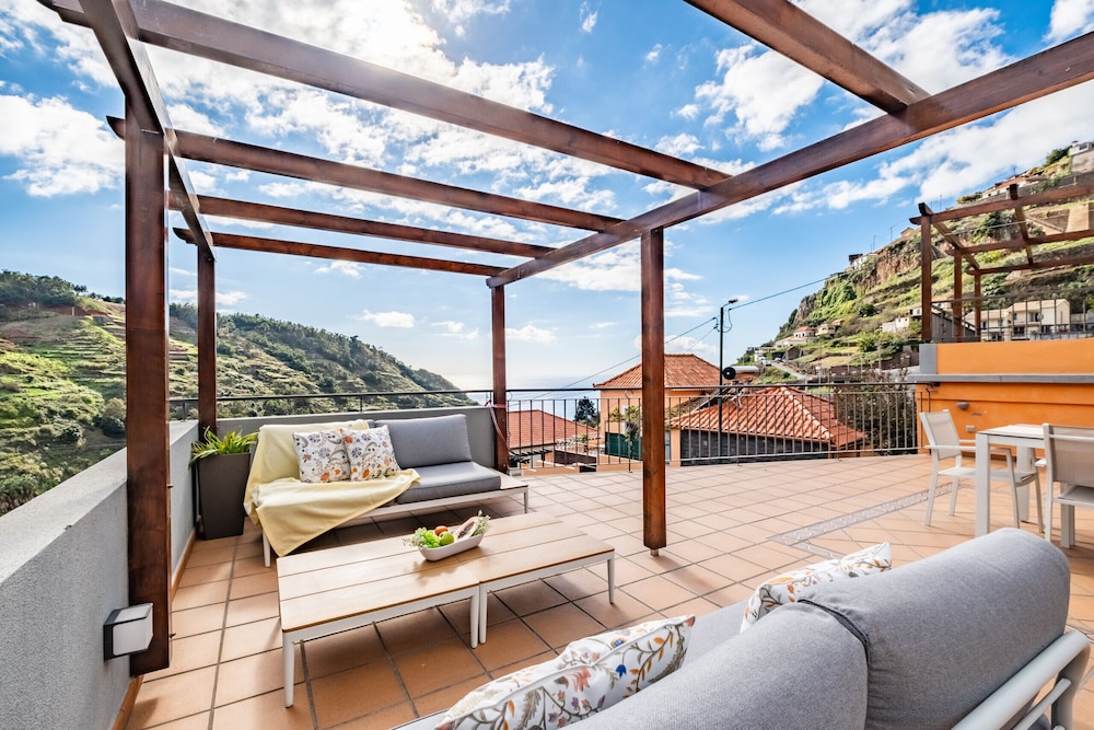 Quinta do Checa by Homie