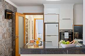 Quinta do Checa by Homie