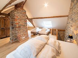 Charming Holiday Home With Garden