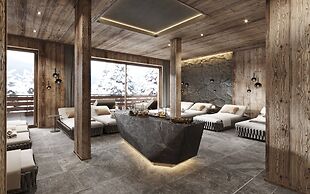Sunny Vacation Apartment Near Glacier