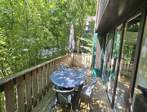 Charming Chalet in Durby With Patio