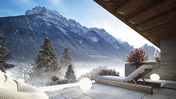 Superior Holiday Apartment With Mountain Views