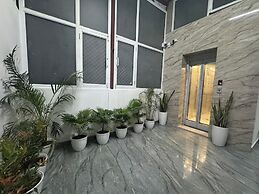 Urban Hive By T And M Hotels