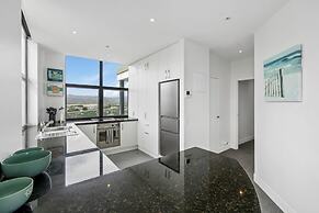 U Suites at The Links