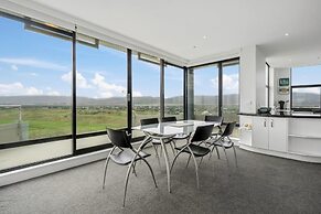 U Suites at The Links