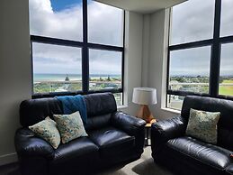 U Suites at The Links