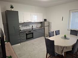 Apartments Tomislav