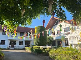 Golden Cupids Hotel