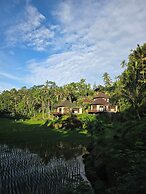 The Tirta Sari Villas