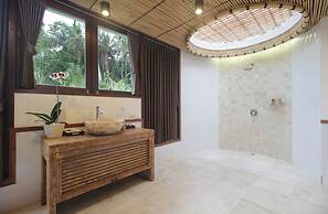 The Tirta Sari Villas