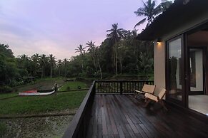 The Tirta Sari Villas