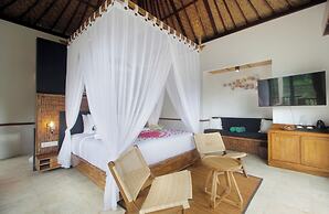 The Tirta Sari Villas
