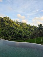 The Tirta Sari Villas