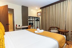 Hollywood Hotel Puerto Princesa