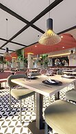 ALMARIS RESORT HOTEL