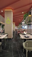 ALMARIS RESORT HOTEL