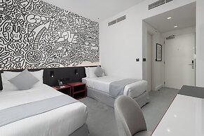 Nest Hotel, Aljada