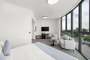 Nest Hotel, Aljada