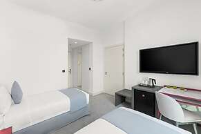 Nest Hotel, Aljada