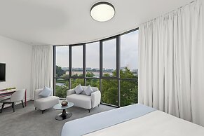 Nest Hotel, Aljada