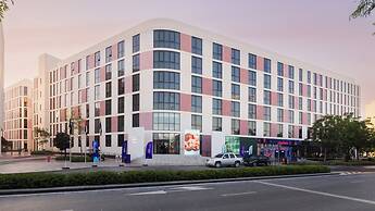 Nest Hotel, Aljada
