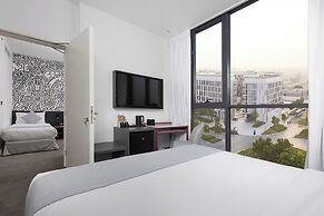 Nest Hotel, Aljada