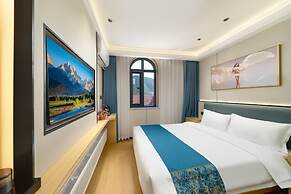 Island Time Hotel