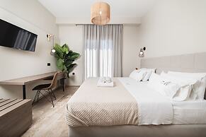 Manthos Beachfront Apartments