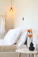 Manthos Beachfront Apartments