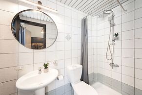 Manthos Beachfront Apartments