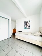 Cozy 7BR Villa Near Blumengarten