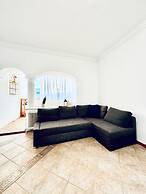 Cozy 7BR Villa Near Blumengarten