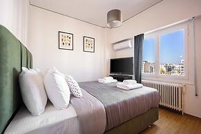 Sunny 3bd Flat Acropolis View