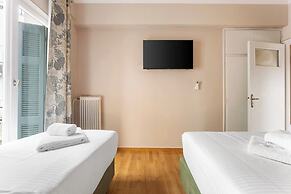 Sunny Cozy 3bd apt Just a min Away to Acropolis