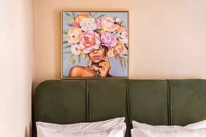 Sunny Cozy 3bd apt Just a min Away to Acropolis