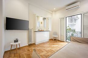 Modern Cozy Apartment